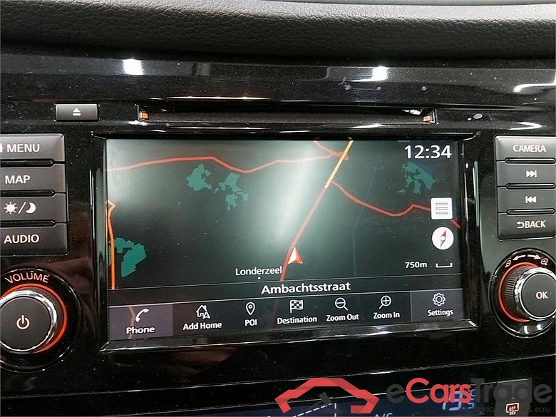 Nissan Qashqai 1.5 dCi N-Connecta Pano Navi Sport-Seats Camera 360° Klima KeylessGo PDC ... #4