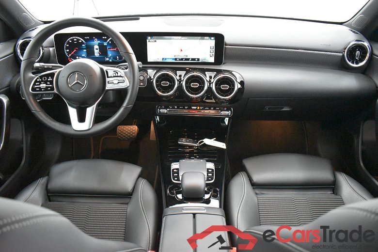Mercedes A 180 d Aut. Progressive LED-Xenon Head-Up Widescreen Navi 1/2 Sport-Leather KeylessGo Klima PDC ... #6