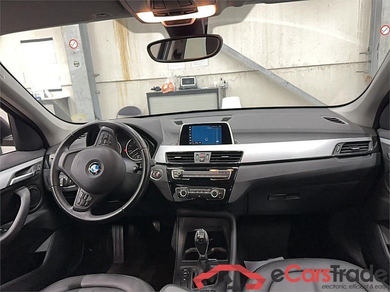 BMW X1 2.0 sDrive18d Navi Leather KeylessGo Klima PDC ... #3