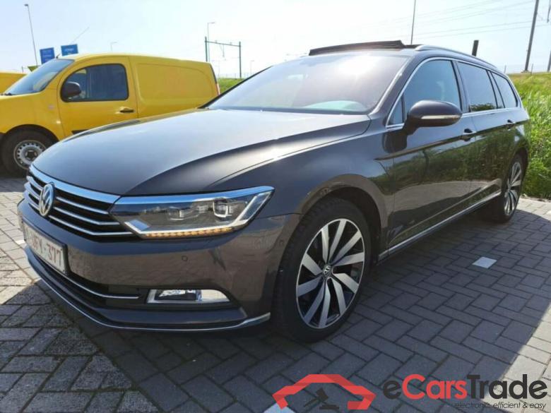 VOLKSWAGEN Passat Variant  #1