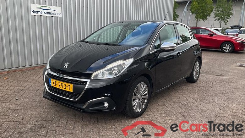 PEUGEOT 208 1.2 puretech bluelease allure 60kW #1