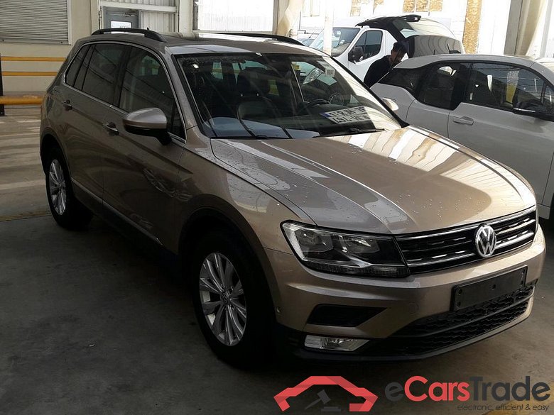 VOLKSWAGEN TIGUAN DIESEL - 2016 2.0 TDi SCR 4Motion Comfortline BMT Premium Travel #3