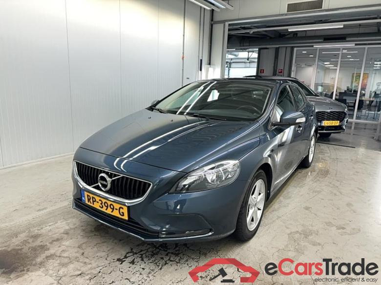 VOLVO V40 2.0 D2 Nordic #1