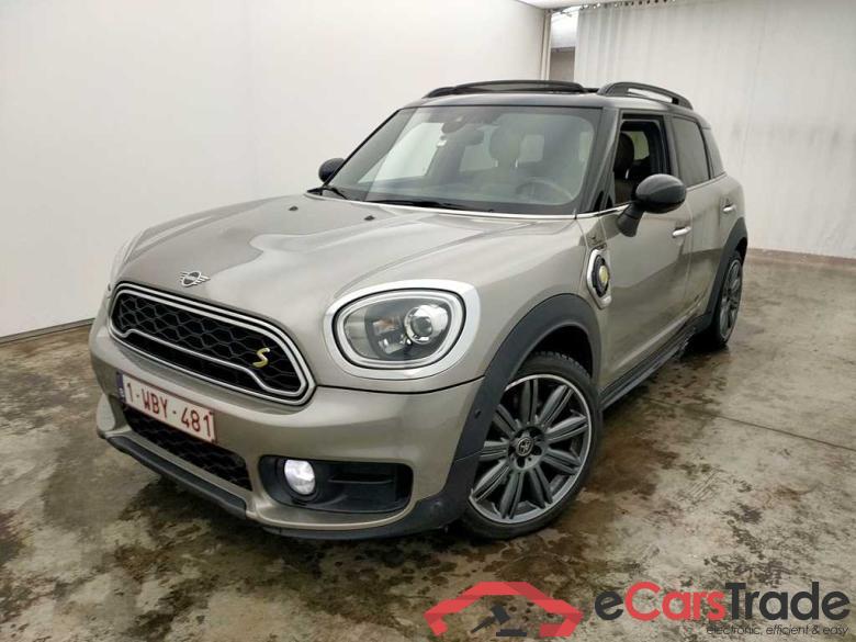 Mini Countryman Cooper S E ALL4 AT 5d