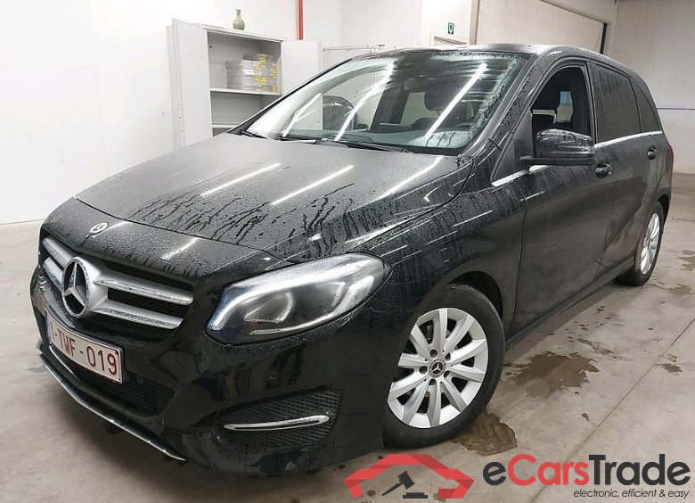 Mercedes B 180 d Style LED-Xenon Sport-Leather Navi-Pro Camera KeylessGo Klima PDC ... #1