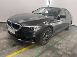 BMW 5 DIESEL - 2017 520 dA  Sport Line Driving Assist Travel