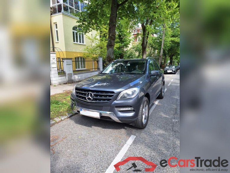 Mercedes_benz ML 350 CDI BlueTec (166.024) ML 350 CDI BlueTec #2