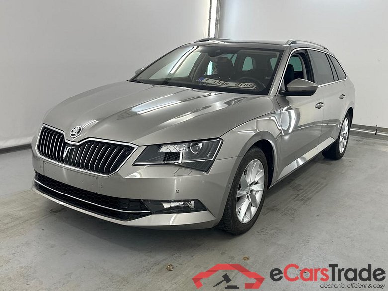 SKODA SUPERB COMBI DIESEL - 2015 2.0 CR TDi Corporate Plus Edition DSG Style Premium Confort