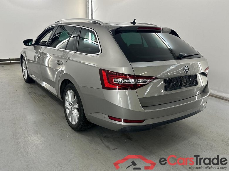 SKODA SUPERB COMBI DIESEL - 2015 2.0 CR TDi Corporate Plus Edition DSG Style Premium Confort #4