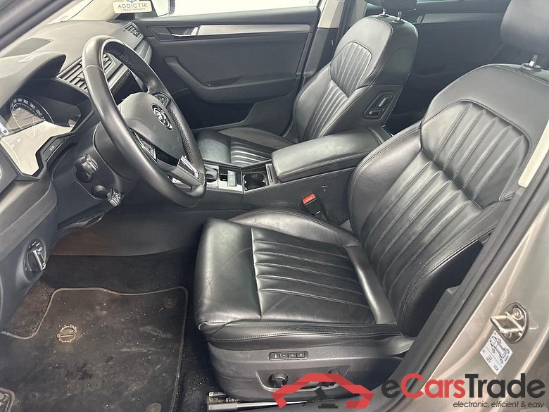 SKODA SUPERB COMBI DIESEL - 2015 2.0 CR TDi Corporate Plus Edition DSG Style Premium Confort #6