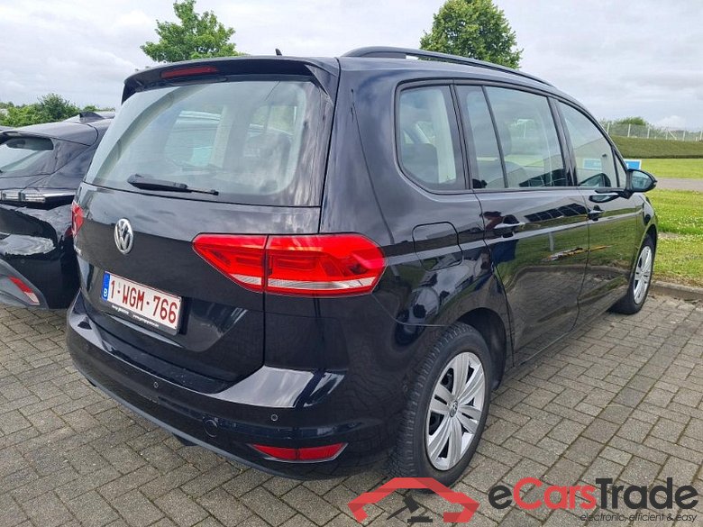 Volkswagen Touran 1.6 TDi 7PL Pano Navi Klima PDC ... #2