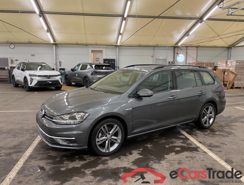 VOLKSWAGEN Golf VII SW Golf Wagon Comfortline 1.5 l TSI ACT GPF BlueMotion 96 kW (130 PS) 6-speed #1