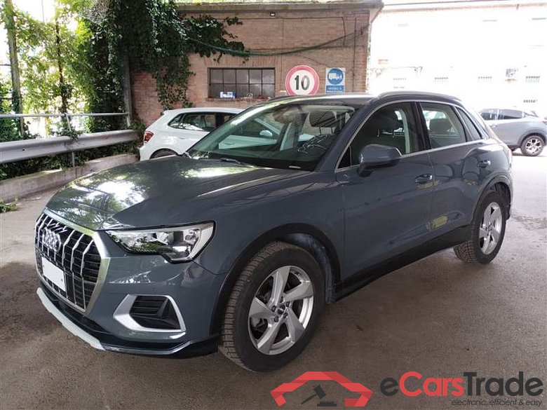 Audi 35BUSAD2020P AUDI Q3 / 2018 / 5P / SUV 35 TDI S TRONIC BUSINESS ADVANCED #1