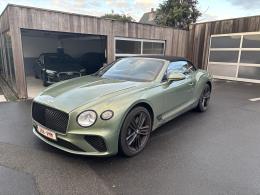 Bentley Continental GTC V8