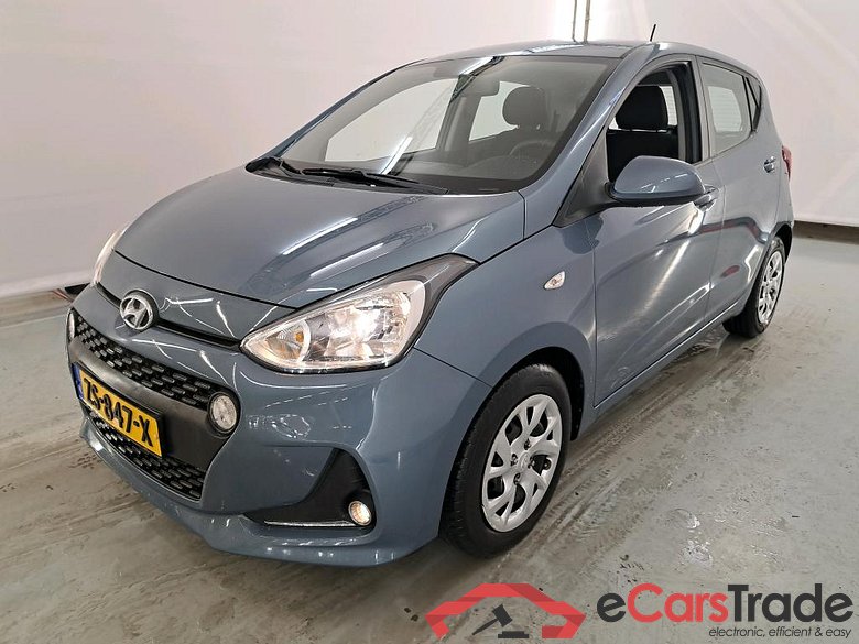 HYUNDAI i10 13-19 Hyundai i10 1.0i Blue Comfort Smart Navigation Pack 5d