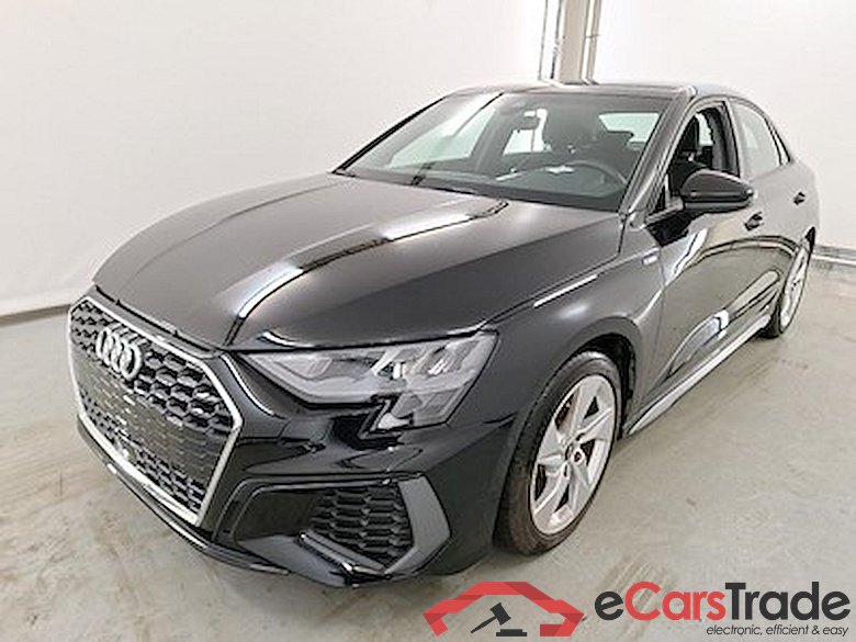 AUDI A3 1.5 TFSI 35 110KW S TRONIC S LINE