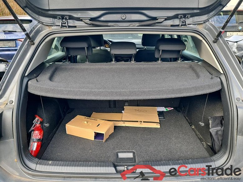 VOLKSWAGEN GOLF VIII 1.0 E-TSI 81KW LIFE DSG #5