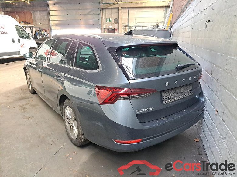 SKODA OCTAVIA COMBI 2.0 CRTDI 85KW AMBITION #2