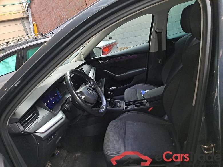 SKODA OCTAVIA COMBI 2.0 CRTDI 85KW AMBITION #3