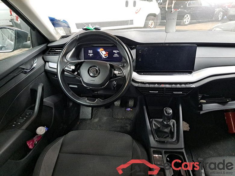 SKODA OCTAVIA COMBI 2.0 CRTDI 85KW AMBITION #6