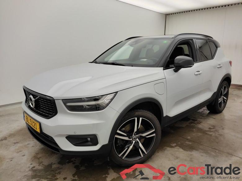 VOLVO XC40 1.5 T4 129 PHEV R-Design 5d #4