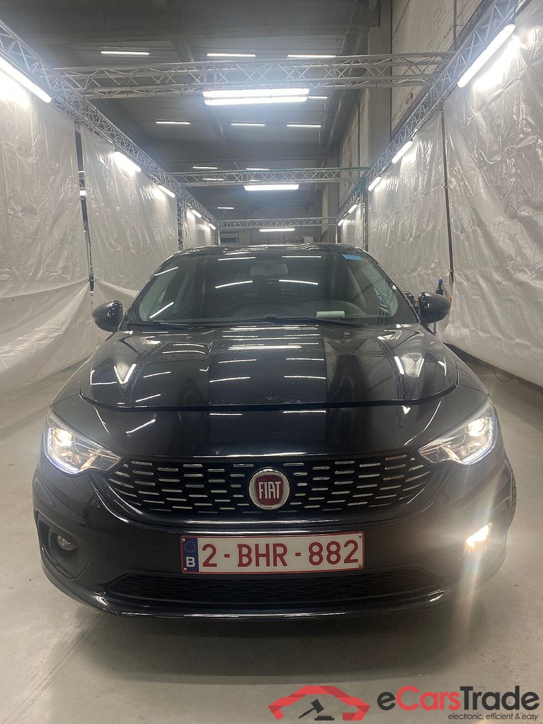 Fiat, Tipo SW '16, Fiat Tipo SW 1.4 Turbo 120ch/pk Easy 5d