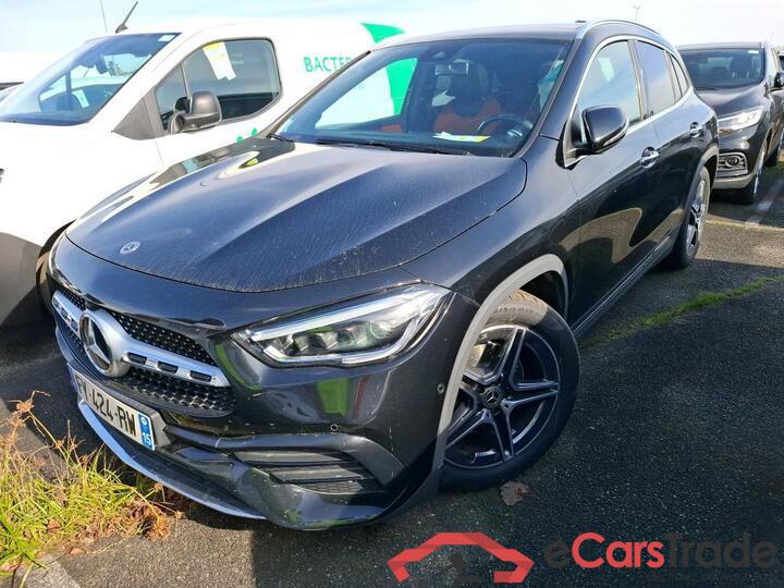 Mercedes GLA 200d AMG Aut. Pano LED-Multibeam Widescreen Navi Burmester Ambient Sport-Leather KeylessGo Camera Klima PDC ... #1