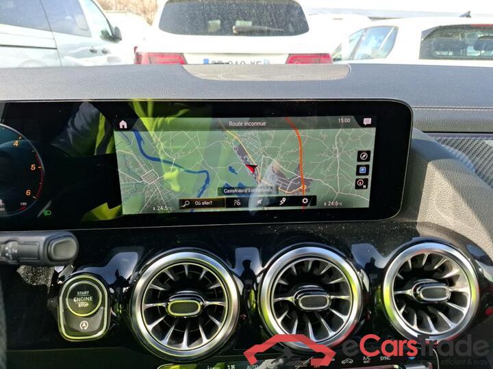 Mercedes GLA 200d AMG Aut. Pano LED-Multibeam Widescreen Navi Burmester Ambient Sport-Leather KeylessGo Camera Klima PDC ... #6