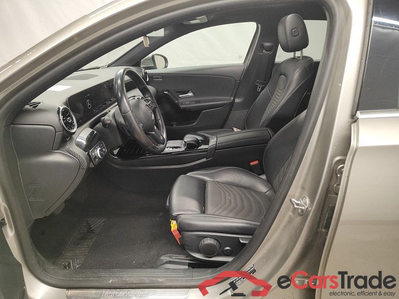 Mercedes-Benz A-Klasse A 200 d Business Solution 5d #6