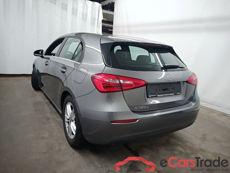 Mercedes-Benz A-Klasse A 160 d 5d #5