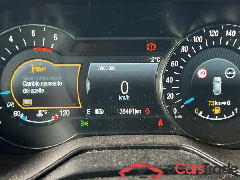 Ford 2.0 TDCi 110kW (150CV) Titanium 235 FORD Mondeo / 2014 / 5P / berlina con portón 2.0 TDCi 110kW (150CV) Titanium 235 #5