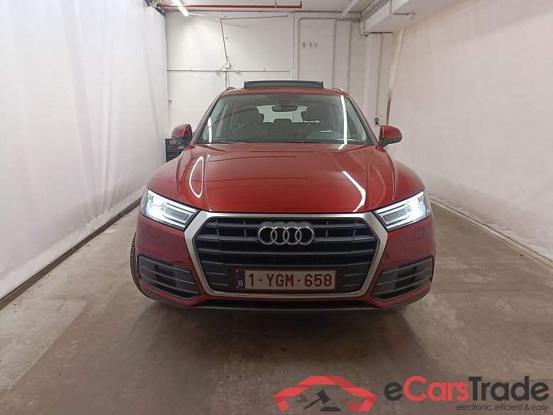 Audi Q5 30 TDI 5d #1