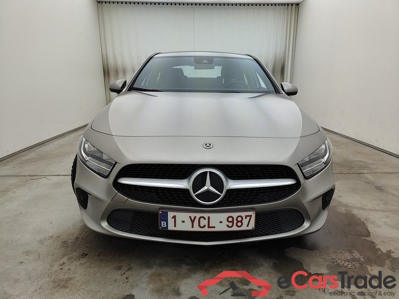Mercedes-Benz A-Klasse Limousine A 180 d DCT Business Solution 4d