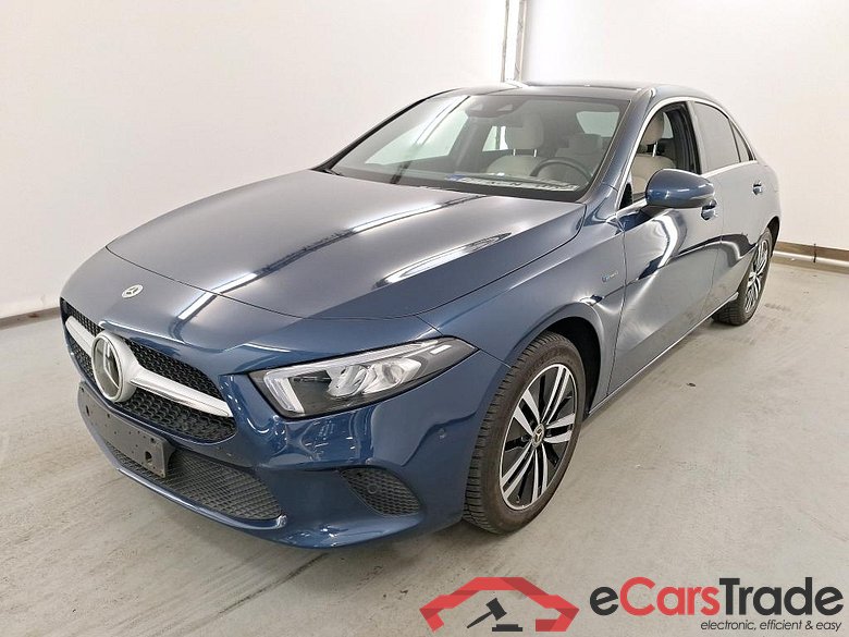 MERCEDES-BENZ A-CLASS LIMOUSINE 1.3 A 250 E BUSINESS SOLUTION DCT rn #1