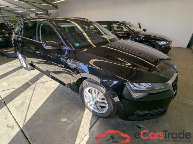 Skoda Superb Wagon ´15 Superb Combi Ambition 2.0 TDI 110KW MT6 E6dT #4