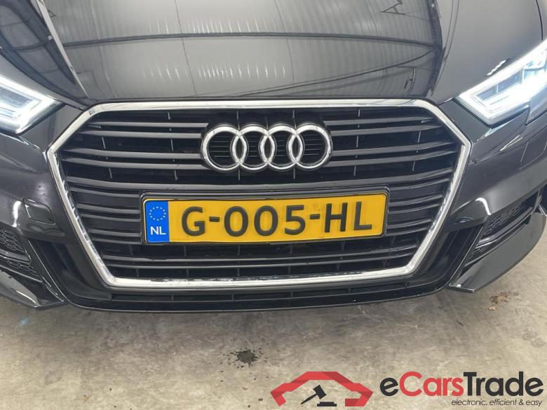 Audi A3 Sportback 12-19 Audi A3 Sportback 35 TFSI S tronic Advance Sport 5d #5