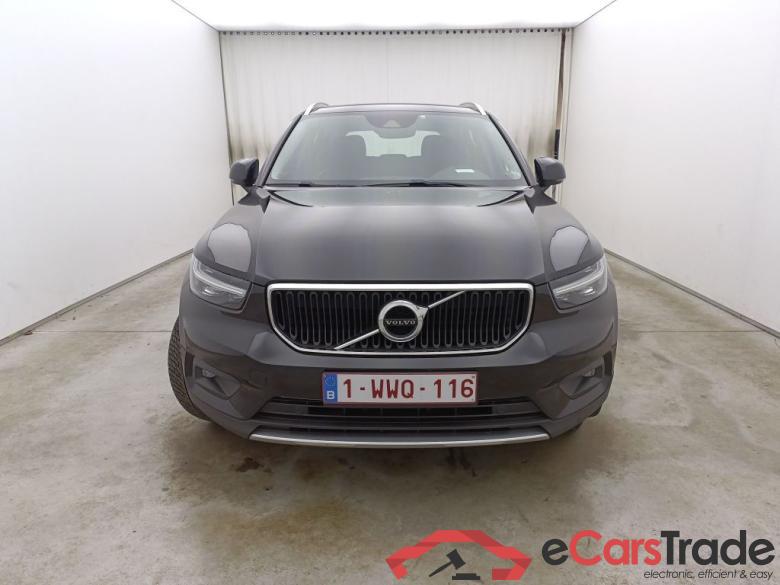 Volvo XC40 D3 Momentum Pro 5d #1