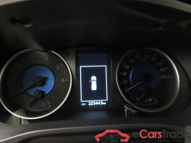 TOYOTA HILUX 2.4 D-4D-F DC Prof. #4