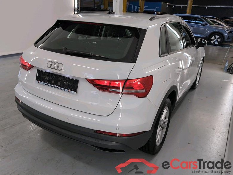 AUDI Q3 2.0 35 TDI S TRONIC BUSINESS EDITION #4