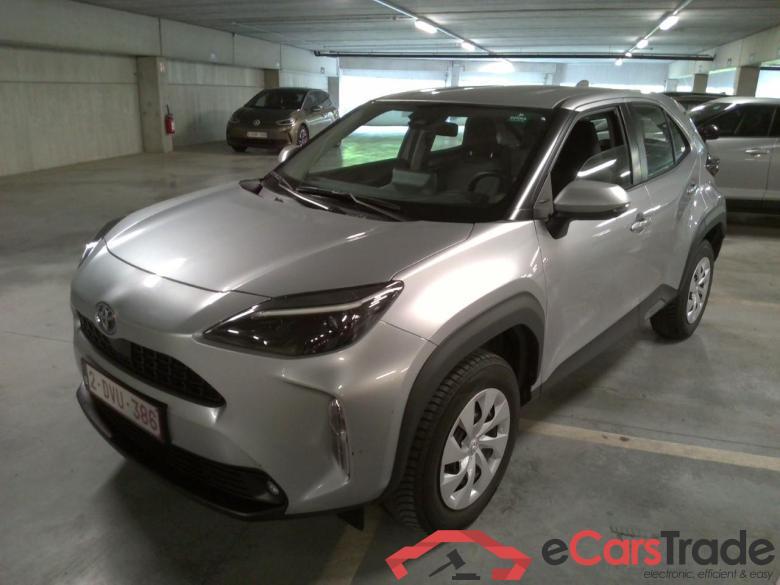 Yaris Cross 1,5 HEV 2WD Dynamic #1