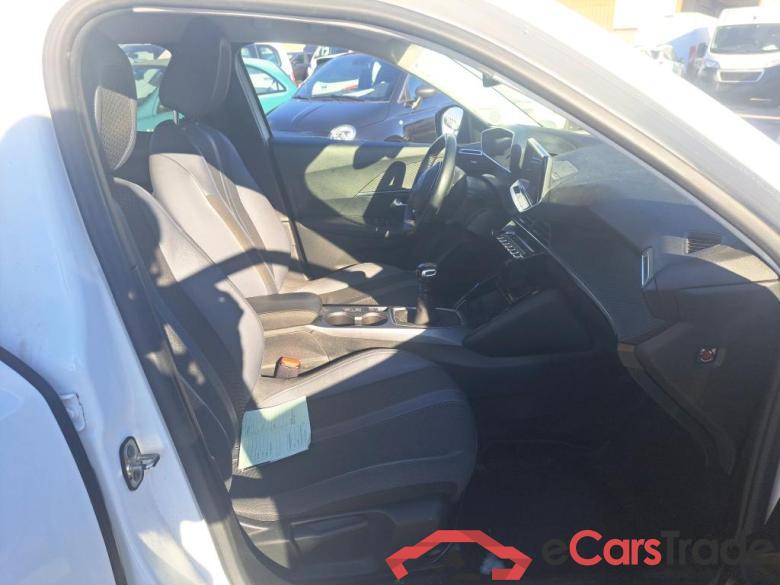 Peugeot Allure Puretech 100 S&S BVM6 (CX) 2008 Allure 1.2 PureTech 100CV MT6 E6d #6