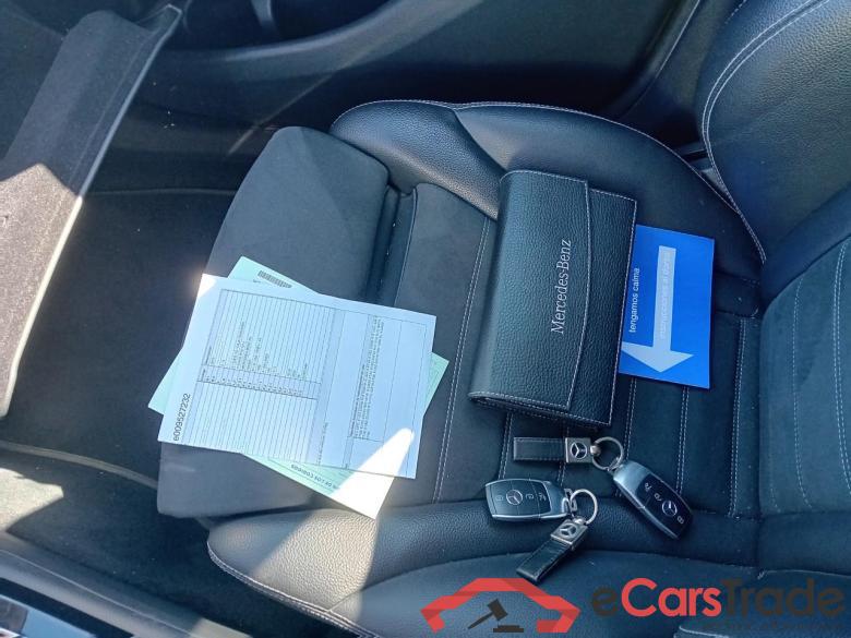 Mercedes GLC 300 de 4MATIC (AC) Clase GLC GLC 300 de 4Matic (253.911)AMG 2.0 AMG Line 305CV AT9 E6d #5