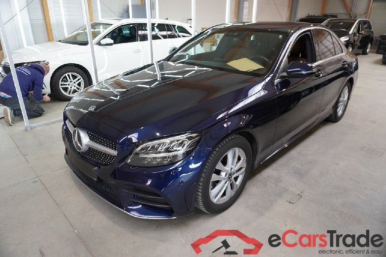 Mercedes C-Klasse - alt C -Klasse Lim. C 220 d 4Matic (205.015)AMG AMG Line 143KW AT9 E6d