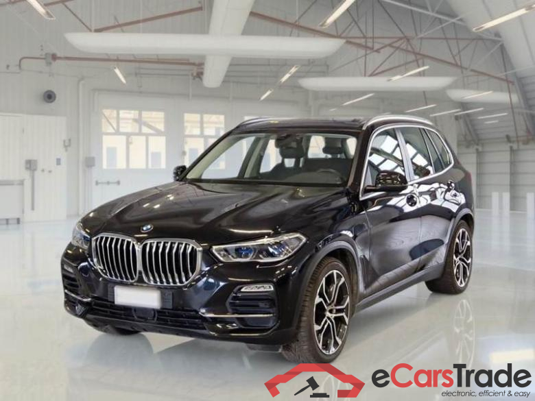 BMW 9 BMW X5 / 2018 / 5P / SUV XDRIVE 45E BUSINESS AUTOM.