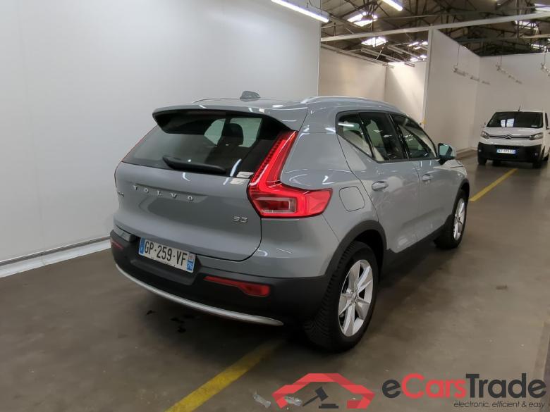 Volvo  XC40 Momentum 2WD 2.0 #3