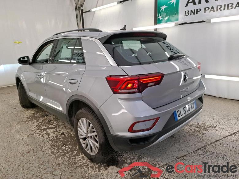 Volkswagen  VOLKSWAGEN T-Roc / 2021 / 5P / SUV 1.5 TSI 150 EVO LIFE PLUS DSG7 #2