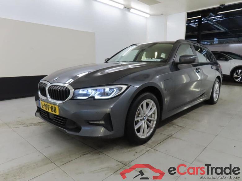 BMW 3-serie Touring 330e xDr. High Exec. #1