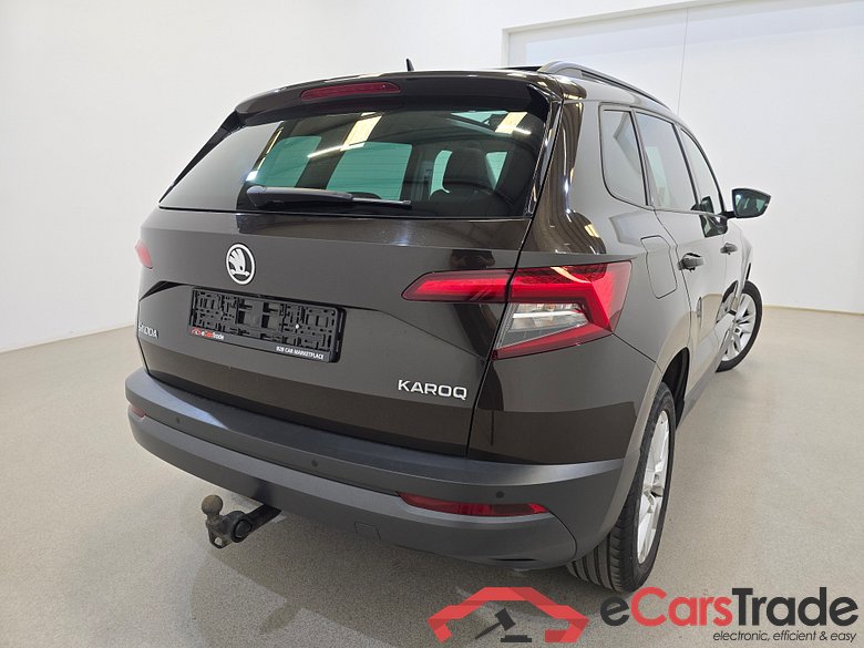 Skoda Karoq Style 1.0 TSI Pano LED Navi Ambient Camera Klima PDC ... #4