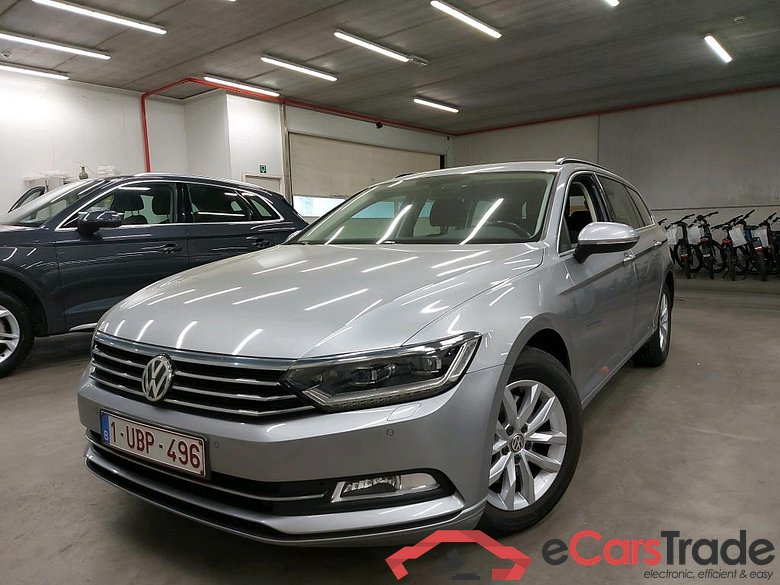 VOLKSWAGEN - VW  PASSAT VARIANT TDI SCR 150PK DSG7 Comfortline Business #1