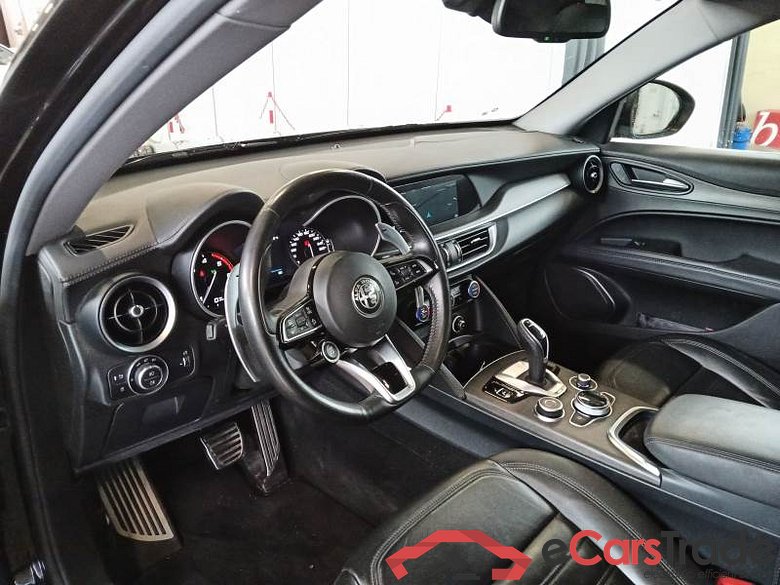 AlfaRomeo 74 ALFA ROMEO STELVIO / 2017 / 5P / SUV 2.2 TURBO DIESEL 210CV TI AT8 Q4 #3
